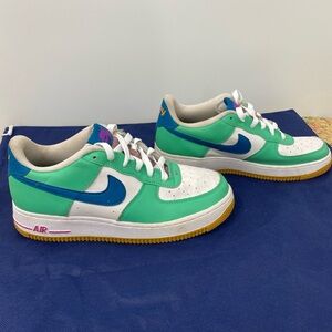 Nike Kids' Green & Blue Low-Top Sneakers
